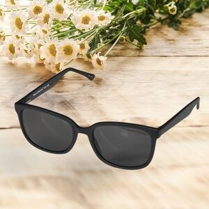 Marc Hunter Designer #7928 Matte Black Sunglasses 55/19/145 Excellent Condition
